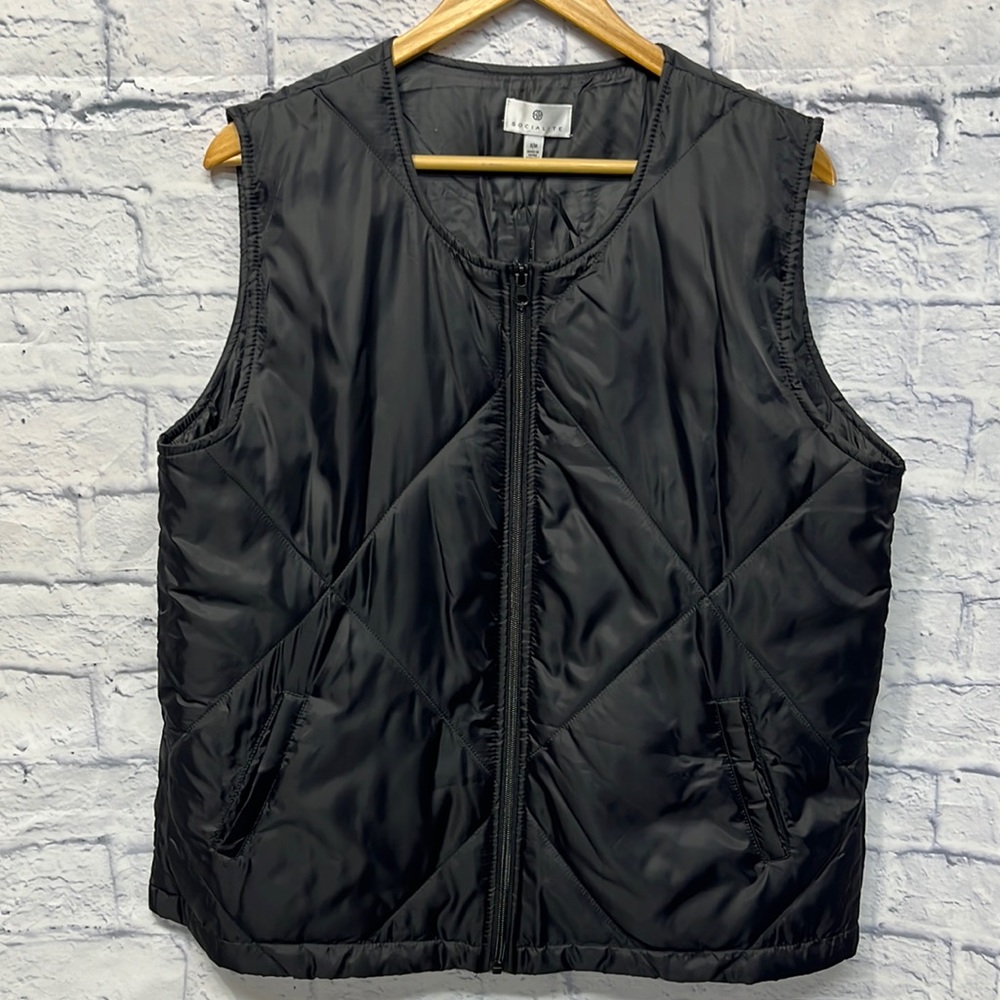 NWT-Socialite Black Vest